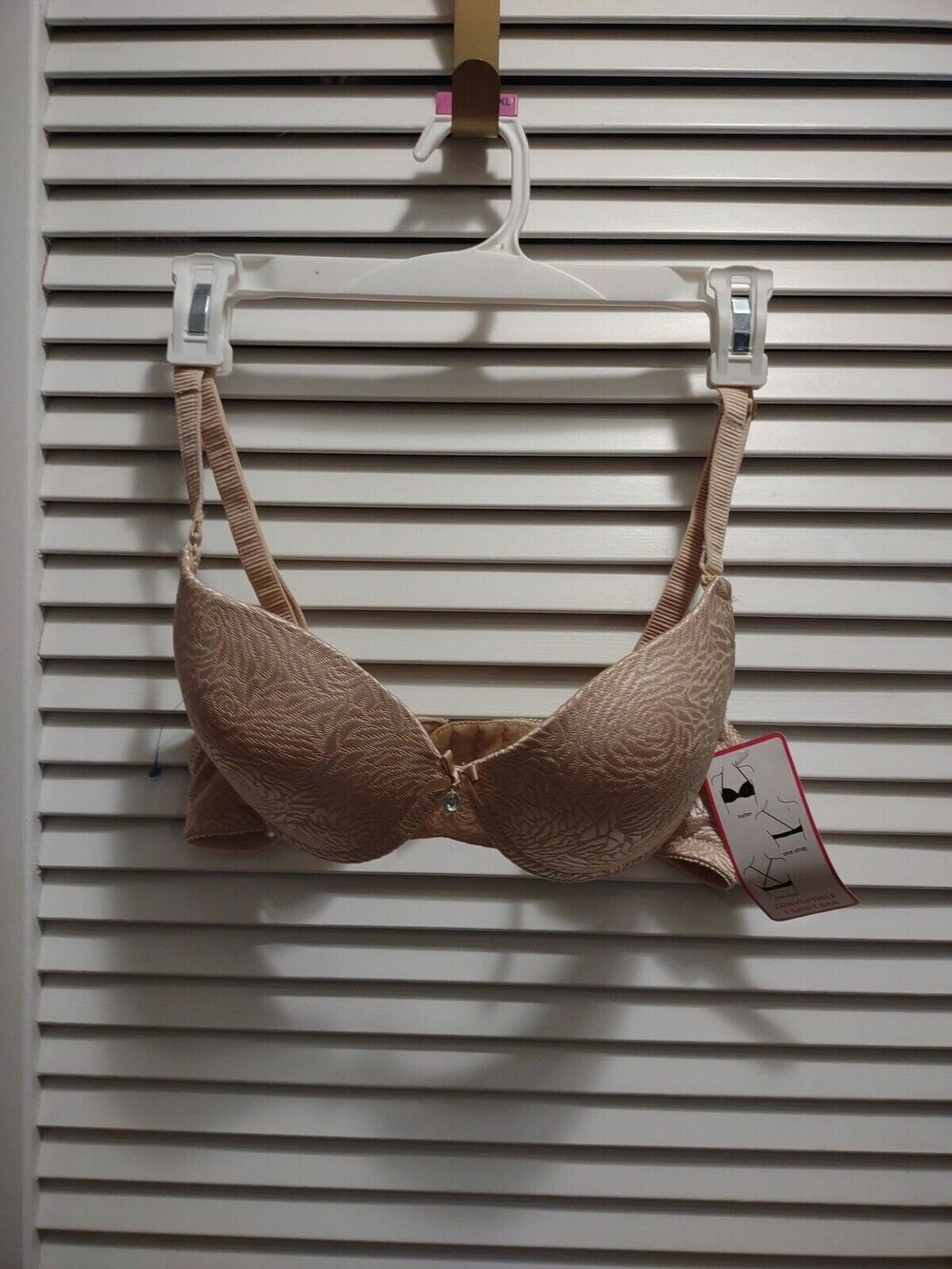 Q-T Intimates Tan Convertible Underwire Padded T-shirt Bra Size 36B NWT